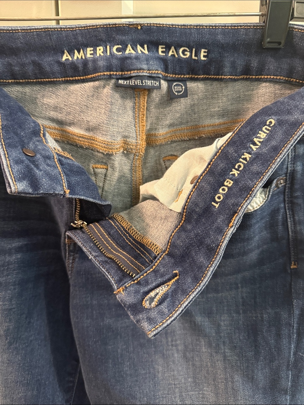 American Eagle Women’s Dark Wash Kick Bootcut Jeans Size 10 Regular - Picture 7 of 12